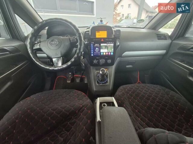 Сірий Опель Зафіра, об'ємом двигуна 1.7 л та пробігом 284 тис. км за 6300 $, фото 1 на Automoto.ua
