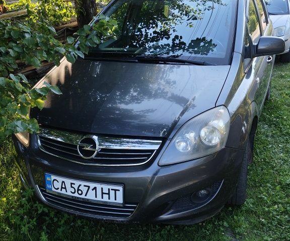 Сірий Опель Зафіра, об'ємом двигуна 0 л та пробігом 210 тис. км за 6508 $, фото 1 на Automoto.ua