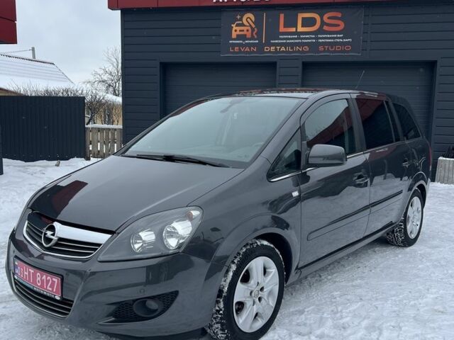 Сірий Опель Зафіра, об'ємом двигуна 0 л та пробігом 158 тис. км за 7600 $, фото 1 на Automoto.ua