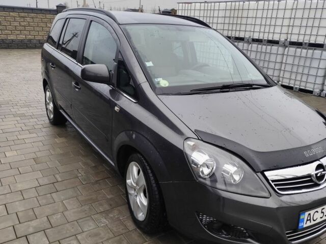 Серый Опель Зафира, объемом двигателя 0 л и пробегом 243 тыс. км за 6300 $, фото 1 на Automoto.ua