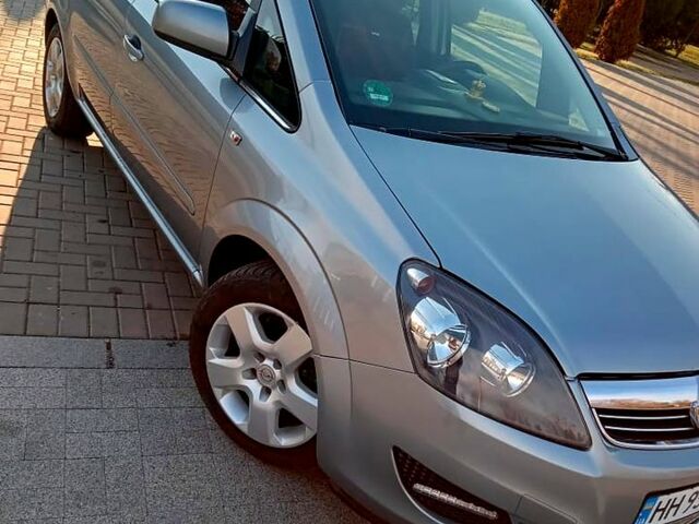 Сірий Опель Зафіра, об'ємом двигуна 1.7 л та пробігом 23000 тис. км за 7600 $, фото 1 на Automoto.ua