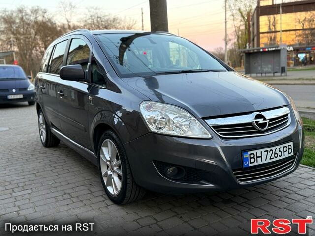 Сірий Опель Зафіра, об'ємом двигуна 1.6 л та пробігом 157 тис. км за 6500 $, фото 1 на Automoto.ua