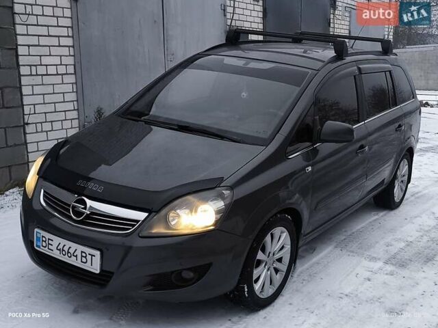 Сірий Опель Зафіра, об'ємом двигуна 1.7 л та пробігом 317 тис. км за 8600 $, фото 1 на Automoto.ua