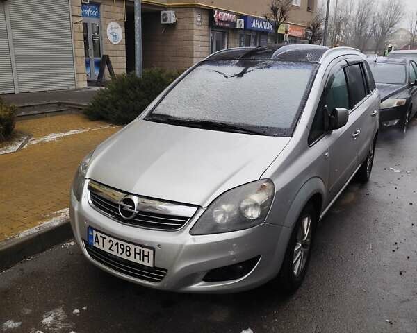 Сірий Опель Зафіра, об'ємом двигуна 1.69 л та пробігом 245 тис. км за 6700 $, фото 1 на Automoto.ua