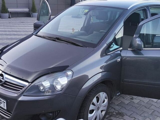 Сірий Опель Зафіра, об'ємом двигуна 1.69 л та пробігом 279 тис. км за 6800 $, фото 1 на Automoto.ua