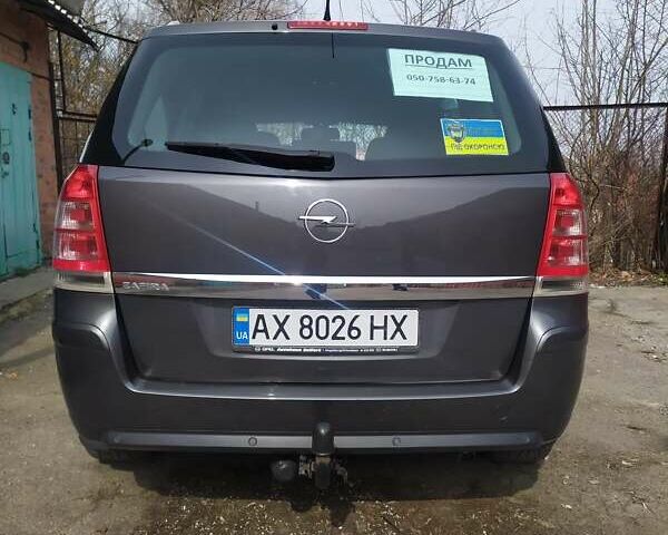 Сірий Опель Зафіра, об'ємом двигуна 1.8 л та пробігом 200 тис. км за 8500 $, фото 1 на Automoto.ua