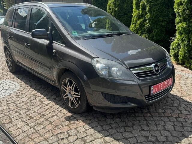 Сірий Опель Зафіра, об'ємом двигуна 1.7 л та пробігом 216 тис. км за 6800 $, фото 1 на Automoto.ua