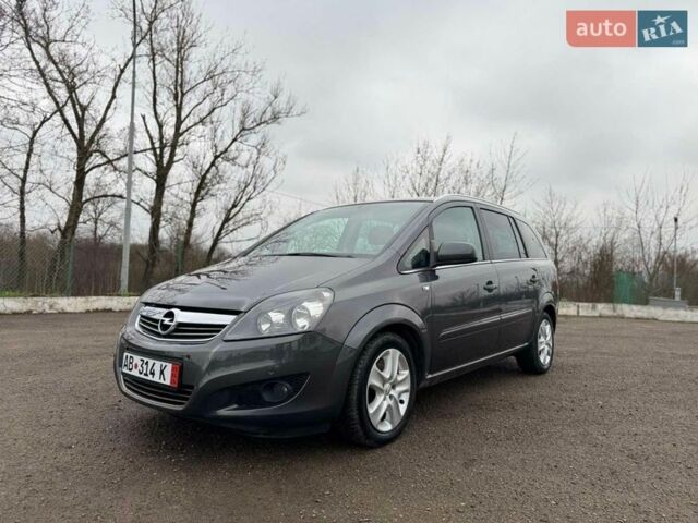 Сірий Опель Зафіра, об'ємом двигуна 1.7 л та пробігом 240 тис. км за 7350 $, фото 1 на Automoto.ua
