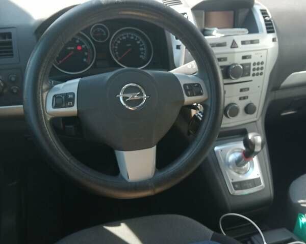 Опель Зафира 2012 в Киеве на Automoto.ua Серый Опель Зафира, объемом двигателя 1.8 л и пробегом 268 тыс. км за 6350 $, фото 1 на Automoto.ua