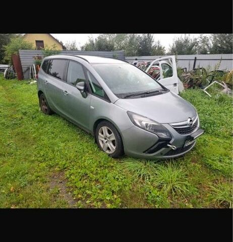 Серый Опель Зафира, объемом двигателя 1.4 л и пробегом 200 тыс. км за 6788 $, фото 1 на Automoto.ua