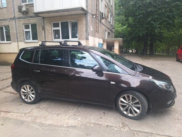Сірий Опель Зафіра, об'ємом двигуна 1 л та пробігом 3 тис. км за 7213 $, фото 1 на Automoto.ua