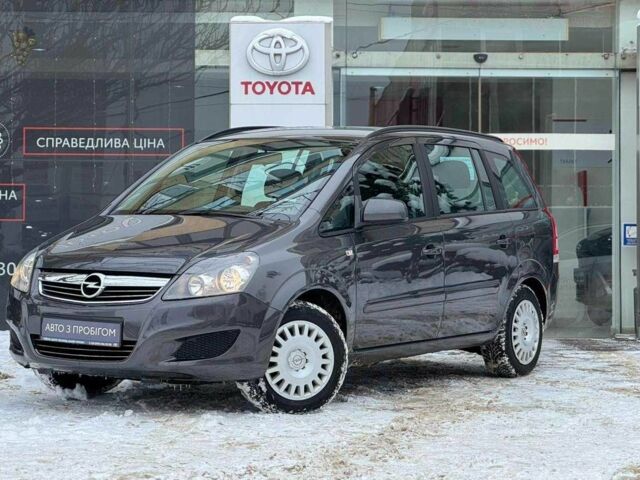 Серый Опель Зафира, объемом двигателя 1.8 л и пробегом 91 тыс. км за 7457 $, фото 1 на Automoto.ua