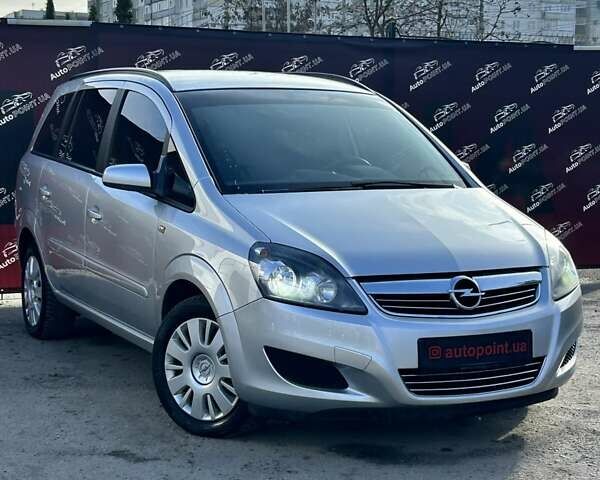 Сірий Опель Зафіра, об'ємом двигуна 1.6 л та пробігом 173 тис. км за 8300 $, фото 1 на Automoto.ua