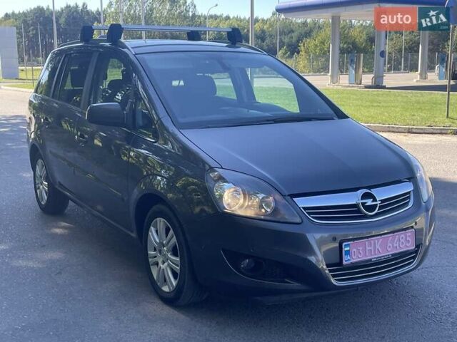 Сірий Опель Зафіра, об'ємом двигуна 1.8 л та пробігом 202 тис. км за 7400 $, фото 1 на Automoto.ua