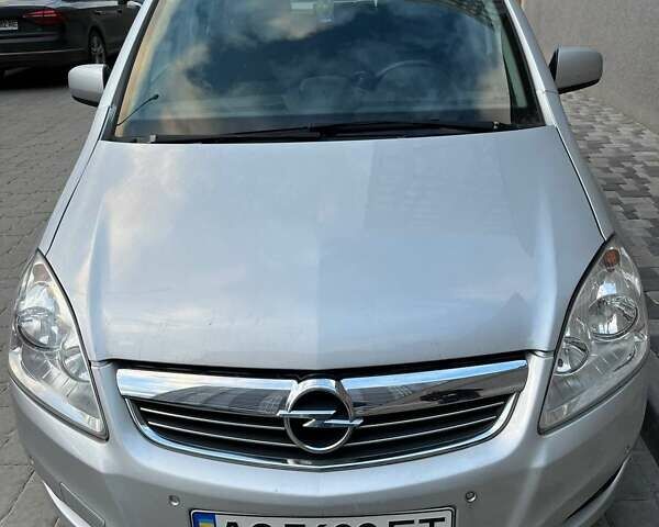 Сірий Опель Зафіра, об'ємом двигуна 1.69 л та пробігом 258 тис. км за 7000 $, фото 1 на Automoto.ua