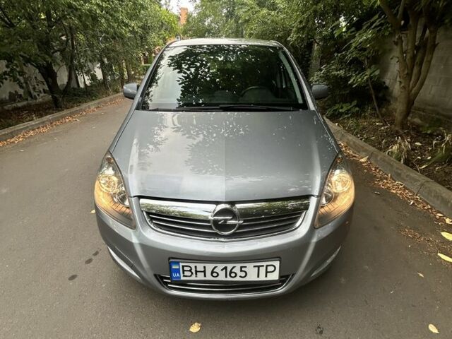Сірий Опель Зафіра, об'ємом двигуна 1.6 л та пробігом 164 тис. км за 7003 $, фото 1 на Automoto.ua