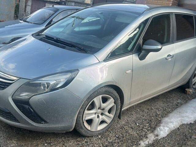 Серый Опель Зафира, объемом двигателя 1.6 л и пробегом 200 тыс. км за 7300 $, фото 1 на Automoto.ua