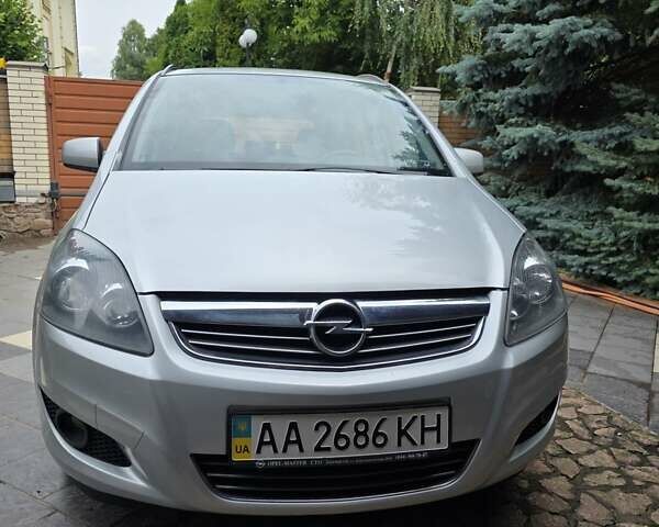 Сірий Опель Зафіра, об'ємом двигуна 1.8 л та пробігом 163 тис. км за 6900 $, фото 1 на Automoto.ua
