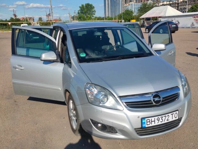 Сірий Опель Зафіра, об'ємом двигуна 1.8 л та пробігом 240 тис. км за 6999 $, фото 1 на Automoto.ua