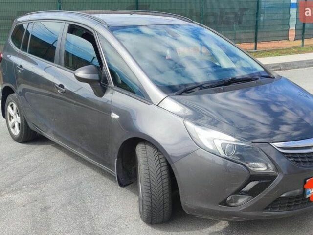 Серый Опель Зафира, объемом двигателя 1.4 л и пробегом 127 тыс. км за 8000 $, фото 1 на Automoto.ua