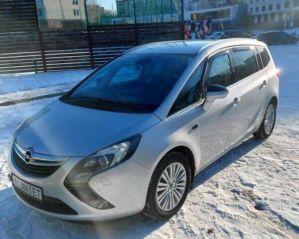 Сірий Опель Зафіра, об'ємом двигуна 2 л та пробігом 225 тис. км за 8450 $, фото 1 на Automoto.ua