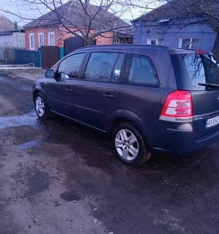 Сірий Опель Зафіра, об'ємом двигуна 1.8 л та пробігом 160 тис. км за 8800 $, фото 1 на Automoto.ua