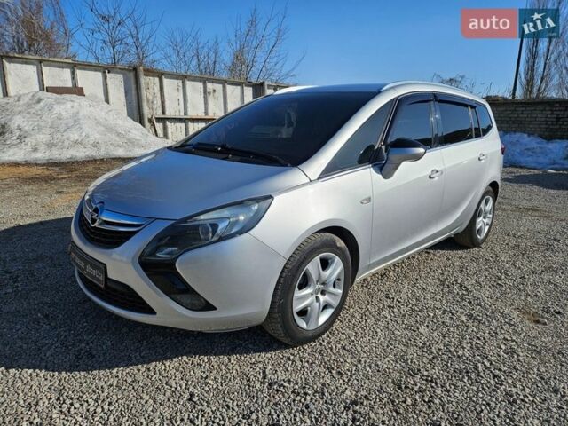 Сірий Опель Зафіра, об'ємом двигуна 1.6 л та пробігом 256 тис. км за 9650 $, фото 1 на Automoto.ua