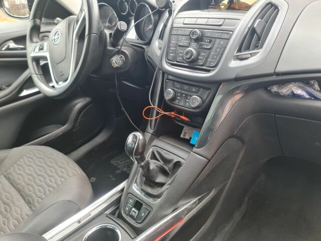 Серый Опель Зафира, объемом двигателя 1.6 л и пробегом 274 тыс. км за 7500 $, фото 1 на Automoto.ua