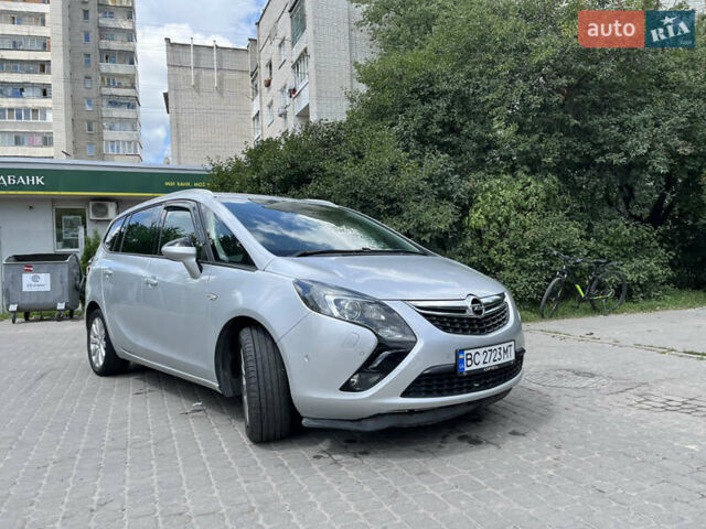 Серый Опель Зафира, объемом двигателя 1.6 л и пробегом 210 тыс. км за 10500 $, фото 1 на Automoto.ua