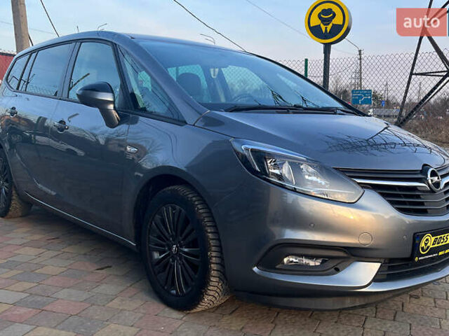 Сірий Опель Зафіра, об'ємом двигуна 1.6 л та пробігом 167 тис. км за 13600 $, фото 1 на Automoto.ua