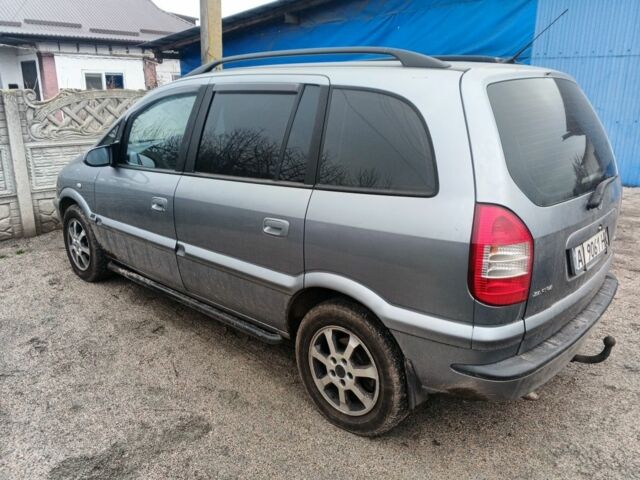 Серый Опель Зафира, объемом двигателя 2.2 л и пробегом 400 тыс. км за 4000 $, фото 1 на Automoto.ua