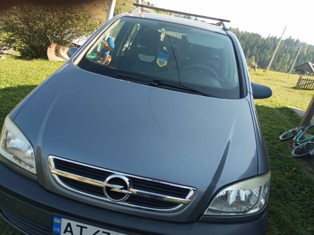 Серый Опель Зафира, объемом двигателя 0 л и пробегом 290 тыс. км за 3600 $, фото 1 на Automoto.ua