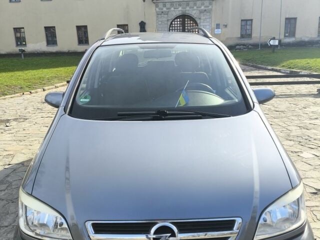 Опель Зафіра 2005 у Львові на Automoto.ua Сірий Опель Зафіра, об'ємом двигуна 1.6 л та пробігом 213 тис. км за 4000 $, фото 1 на Automoto.ua