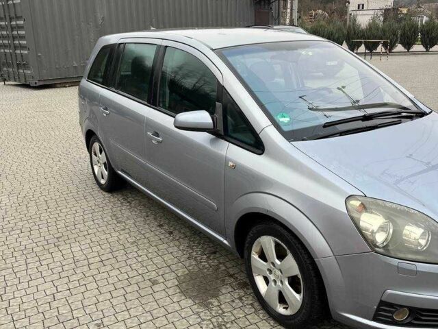 Сірий Опель Зафіра, об'ємом двигуна 1.9 л та пробігом 345 тис. км за 4000 $, фото 1 на Automoto.ua