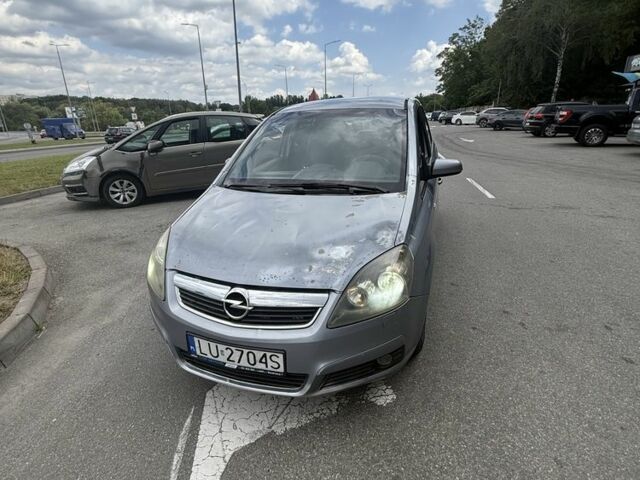 Сірий Опель Зафіра, об'ємом двигуна 0 л та пробігом 350 тис. км за 2000 $, фото 1 на Automoto.ua