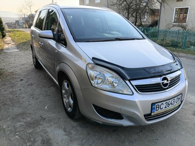 Сірий Опель Зафіра, об'ємом двигуна 1.9 л та пробігом 233 тис. км за 4900 $, фото 1 на Automoto.ua