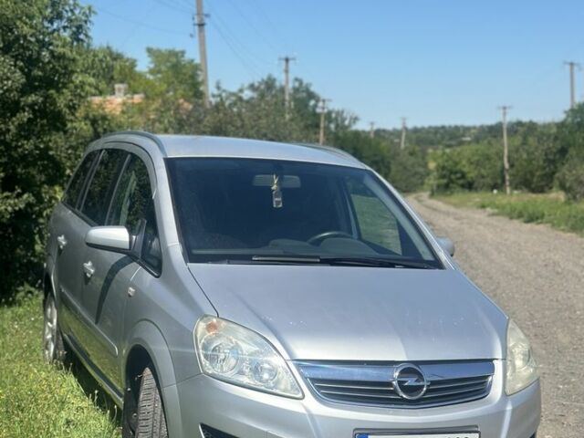 Сірий Опель Зафіра, об'ємом двигуна 1.6 л та пробігом 10 тис. км за 6182 $, фото 1 на Automoto.ua
