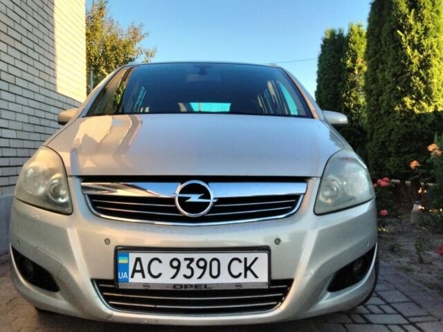 Сірий Опель Зафіра, об'ємом двигуна 1.7 л та пробігом 290 тис. км за 5800 $, фото 1 на Automoto.ua