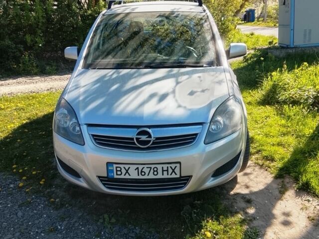 Сірий Опель Зафіра, об'ємом двигуна 1.6 л та пробігом 183 тис. км за 5300 $, фото 1 на Automoto.ua