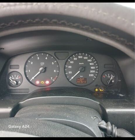 Синий Опель Зафира, объемом двигателя 1.8 л и пробегом 290 тыс. км за 2000 $, фото 1 на Automoto.ua