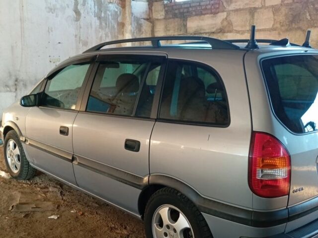 Синій Опель Зафіра, об'ємом двигуна 1.8 л та пробігом 300 тис. км за 2800 $, фото 1 на Automoto.ua