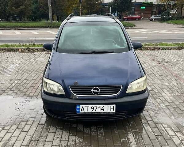 Синий Опель Зафира, объемом двигателя 1.8 л и пробегом 407 тыс. км за 2800 $, фото 1 на Automoto.ua