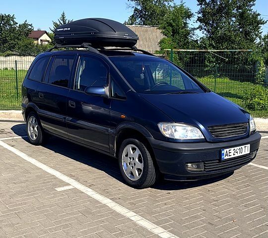 Синій Опель Зафіра, об'ємом двигуна 1.6 л та пробігом 272 тис. км за 3800 $, фото 1 на Automoto.ua