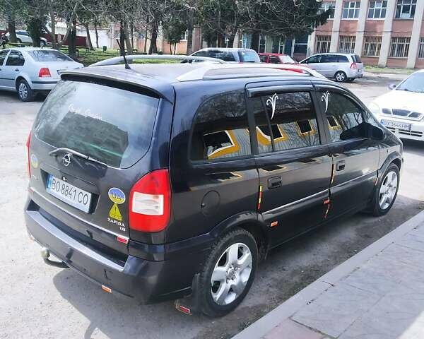 Синий Опель Зафира, объемом двигателя 1.8 л и пробегом 334 тыс. км за 3899 $, фото 1 на Automoto.ua