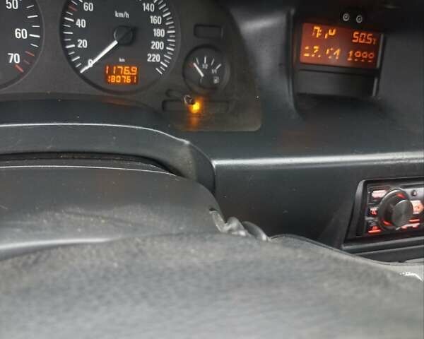 Синій Опель Зафіра, об'ємом двигуна 1.6 л та пробігом 218 тис. км за 3900 $, фото 1 на Automoto.ua