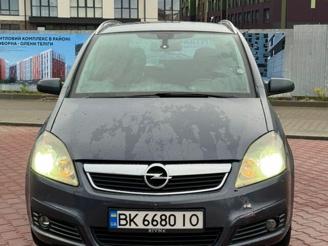 Синій Опель Зафіра, об'ємом двигуна 1.91 л та пробігом 298 тис. км за 3800 $, фото 1 на Automoto.ua