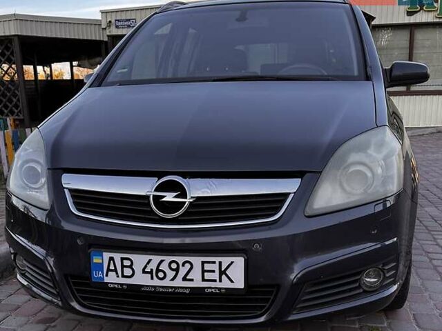 Синий Опель Зафира, объемом двигателя 1.91 л и пробегом 284 тыс. км за 5700 $, фото 1 на Automoto.ua