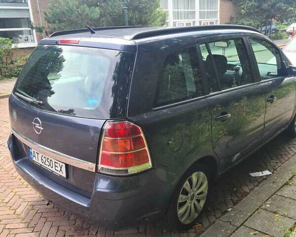 Синій Опель Зафіра, об'ємом двигуна 1.8 л та пробігом 180 тис. км за 5800 $, фото 1 на Automoto.ua