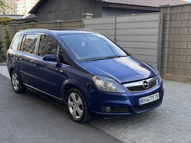 Синий Опель Зафира, объемом двигателя 1.9 л и пробегом 285 тыс. км за 6500 $, фото 1 на Automoto.ua