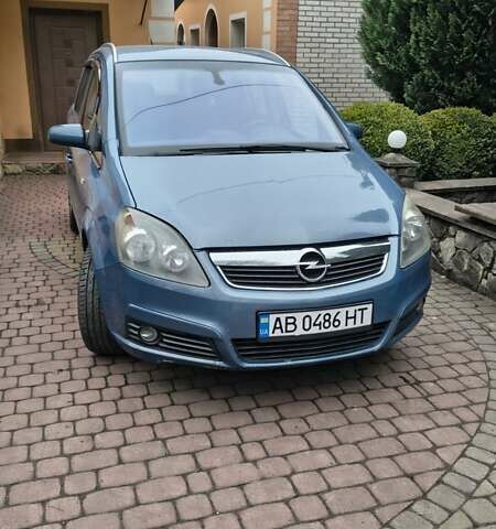 Синій Опель Зафіра, об'ємом двигуна 2.17 л та пробігом 300 тис. км за 5400 $, фото 1 на Automoto.ua